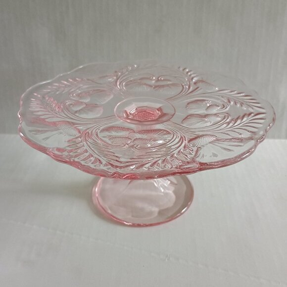 Pink Cake Dish - Picture 1 of 10